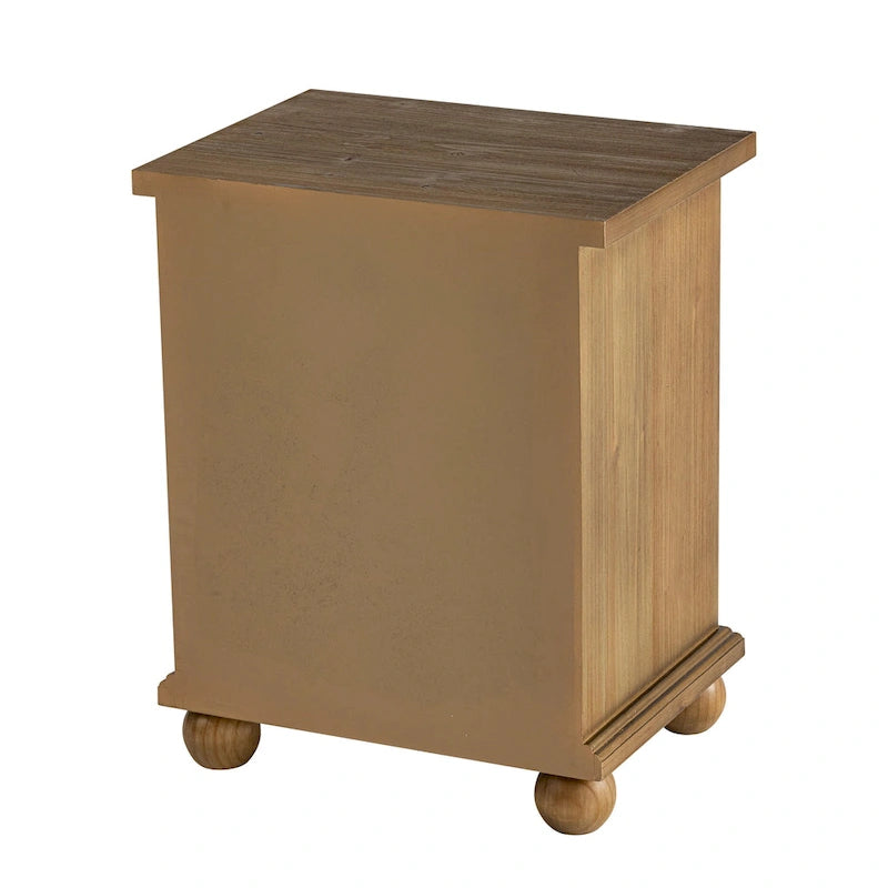 Table de chevet rustique crème et marron à trois tiroirs avec détails de feuilles sculptées